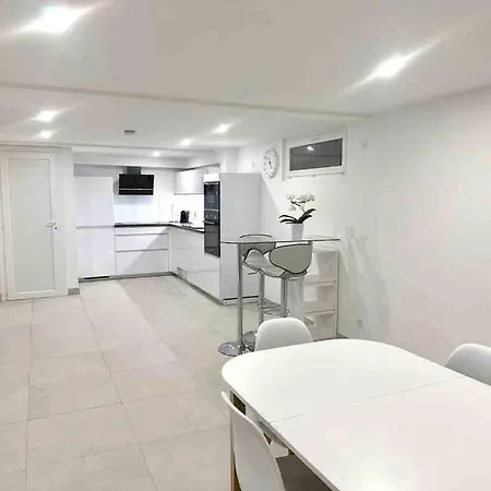 Avec Vue Sur Le A - 70 M² * إكسينيفيكس